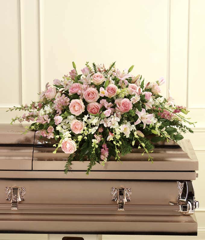 An Elegant Tribute Casket Spray