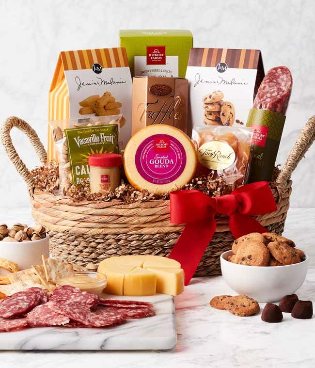 Sweet &amp; Savory Snackin' Gift Basket